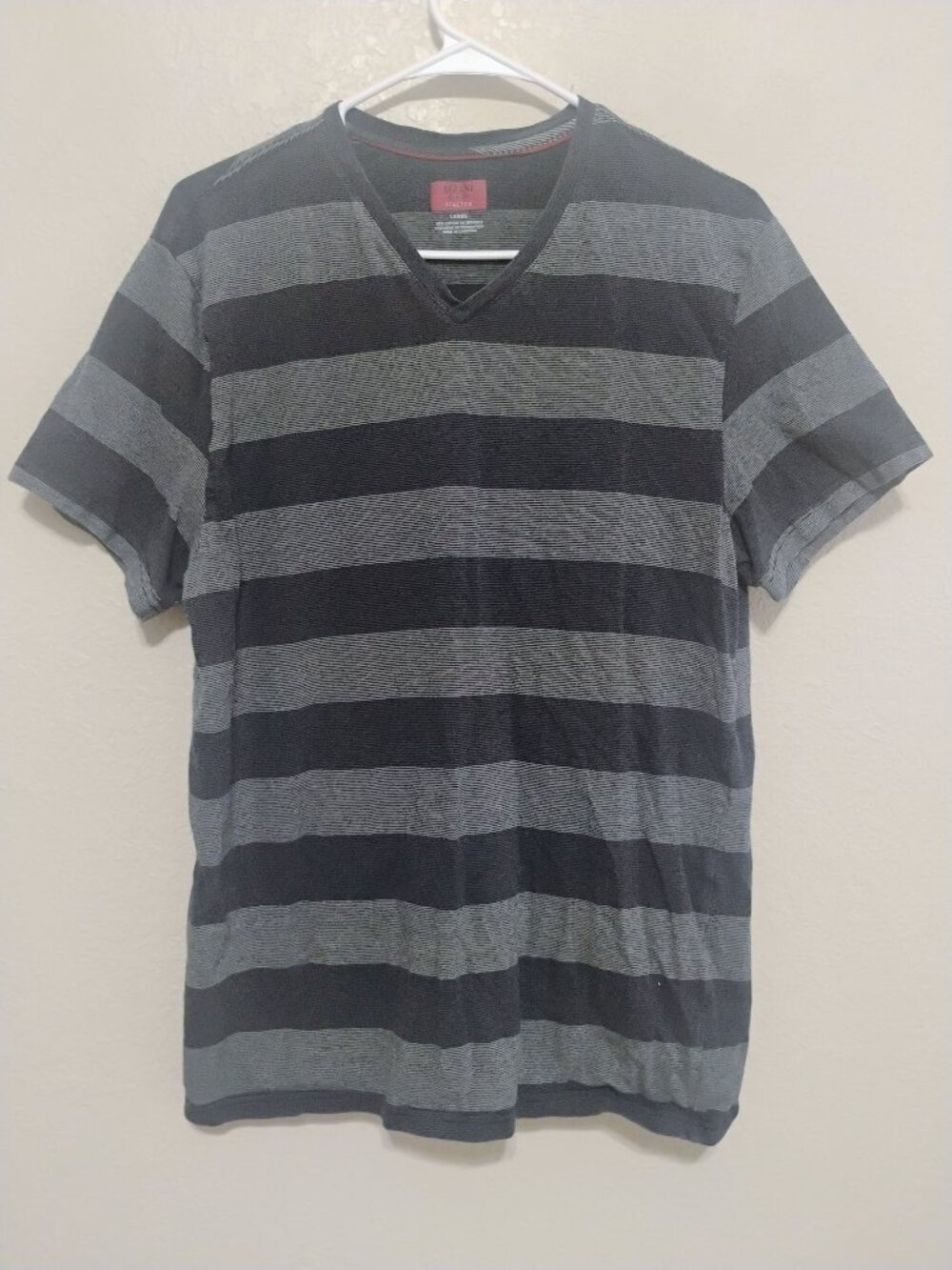 Alfani Slim Fit Gray Black Striped V Neck T Shirt Large